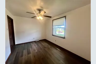 419 E Fairmont Ave, New Castle, PA 16105 - Photo 6