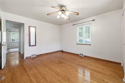 402 Park Rd, Midway, PA 15060 - Photo 16