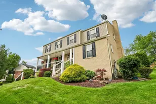 1140 Grouse Run Rd, Bethel Park, PA 15102 - Photo 2