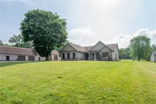258 Old Rte 217, Derry Township, PA 15627 - Photo 4