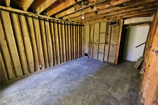 200 Juniper Dr, Moon/Crescent Twp, PA 15108 - Photo 8