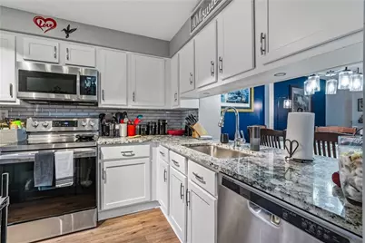 545 Winesap Ct, South Fayette, PA 15017 - Photo 8