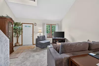 63 Hennig Dr, Pittsburgh, PA 15236 - Photo 6