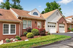 63 Hennig Dr, Pittsburgh, PA 15236 - Photo 2