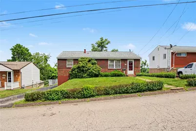 121 Vetter Dr, Pittsburgh, PA 15235 - Photo 1