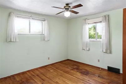 121 Vetter Dr, Pittsburgh, PA 15235 - Photo 22