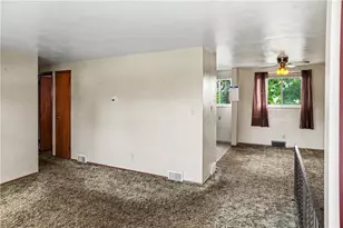 121 Vetter Dr, Pittsburgh, PA 15235 - Photo 8