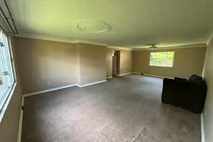 2455 Hampton Ave, Hampton, PA 15101 - Photo 14