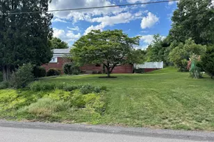 2455 Hampton Ave, Hampton, PA 15101 - Photo 4