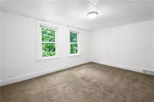 106 Carrick Ave, Pittsburgh, PA 15210 - Photo 18