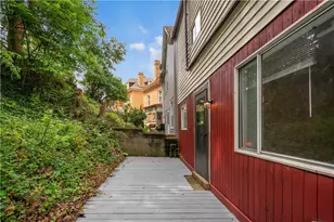 106 Carrick Ave, Pittsburgh, PA 15210 - Photo 28
