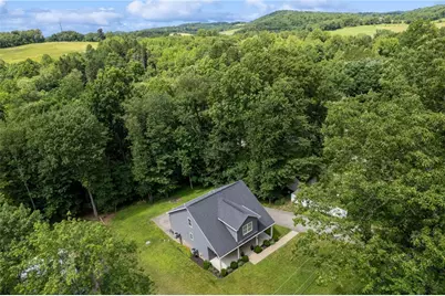 259 Echo Valley Rd, Hempfield Township, PA 15644 - Photo 4