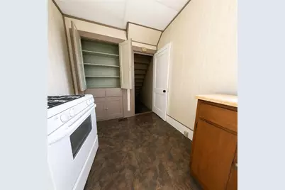 107 E 1st Ave, Tarentum, PA 15084 - Photo 4
