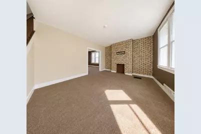 107 E 1st Ave, Tarentum, PA 15084 - Photo 4