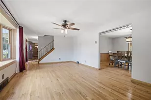471 Beech Rd, Pittsburgh, PA 15239 - Photo 14
