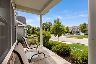 153 Summer Seat Ln, Ohio Township, PA 15237 - Photo 2