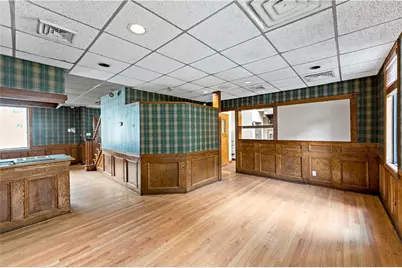 928 McLaughlin Run Rd, Bridgeville, PA 15017 - Photo 2