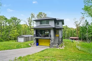 111 Church Ln, Beaver Falls, PA 15010 - Photo 2