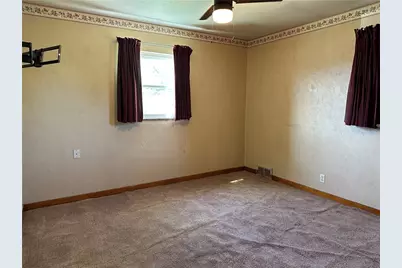 1311 Athalia Avenue, Monessen, PA 15062 - Photo 10