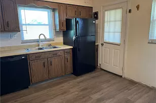 1311 Athalia Ave, Monessen, PA 15062 - Photo 8