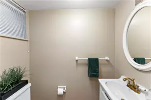 5892 Lorene Dr, Bethel Park, PA 15102 - Photo 26