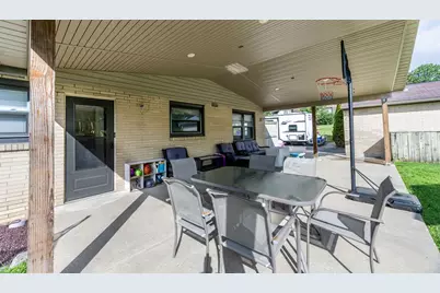 142 Emmet Dr, Chippewa Township, PA 15010 - Photo 12
