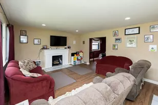 142 Emmet Dr, Chippewa Township, PA 15010 - Photo 14