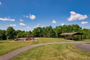 2010 Michael Dr, Pittsburgh, PA 15227 - Photo 28