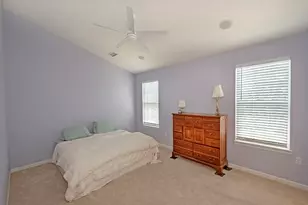 2010 Michael Dr, Pittsburgh, PA 15227 - Photo 10
