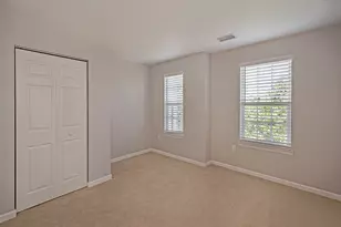 2010 Michael Dr, Pittsburgh, PA 15227 - Photo 14
