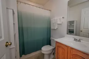 2010 Michael Dr, Pittsburgh, PA 15227 - Photo 18