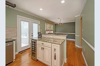 2010 Michael Drive, Pittsburgh, PA 15227 - Photo 8