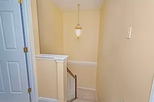 2010 Michael Dr, Pittsburgh, PA 15227 - Photo 20