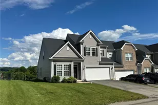 35 Remington Dr, Chartiers, PA 15301 - Photo 2