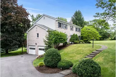 4206 Wembleton Drive, Hampton, PA 15101 - Photo 2