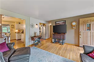 415 Temona Dr, Pittsburgh, PA 15236 - Photo 6