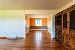 5444 Sunset View Dr, Forward Township, PA 15063 - Photo 12