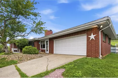 68 Armstrong Dr, Canton Township, PA 15301 - Photo 4