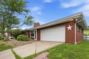 68 Armstrong Dr, Canton Township, PA 15301 - Photo 4