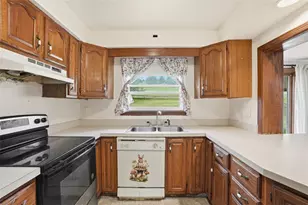 68 Armstrong Dr, Canton Township, PA 15301 - Photo 10