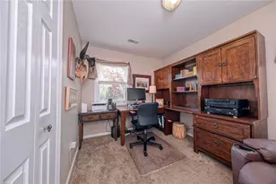 321 Hart St, Chartiers, PA 15342 - Photo 16