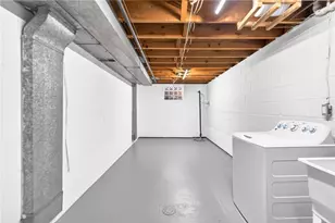 436 Sharon Rd, Moon/Crescent Twp, PA 15108 - Photo 24