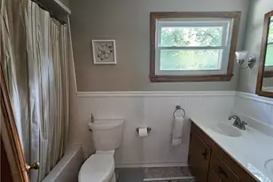 135 Thornwood Dr, Twp of But SE, PA 16001 - Photo 22