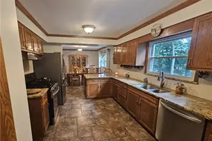 135 Thornwood Dr, Twp of But SE, PA 16001 - Photo 8