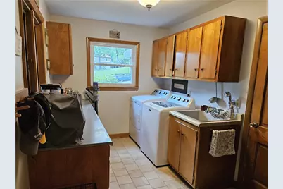 135 Thornwood Dr, Twp of But SE, PA 16001 - Photo 14