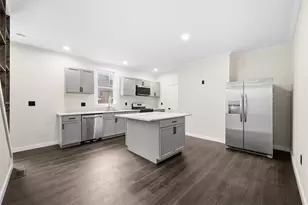 4005 Haldane St, Pittsburgh, PA 15207 - Photo 2