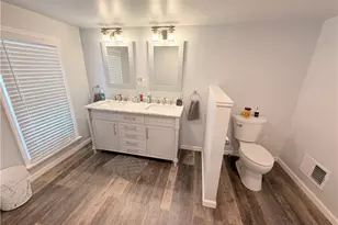 2067 Broadway Ave, Hempfield Township, PA 15601 - Photo 28