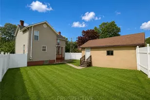 2067 Broadway Ave, Hempfield Township, PA 15601 - Photo 46