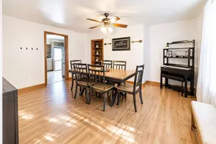 2067 Broadway Ave, Hempfield Township, PA 15601 - Photo 14