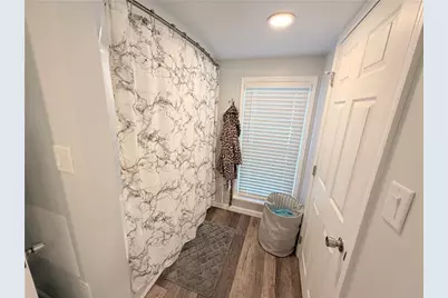 2067 Broadway Ave, Hempfield Township, PA 15601 - Photo 16
